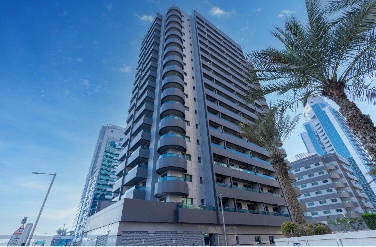 Lavish One Bedroom Apartment@ Marina * Dubai